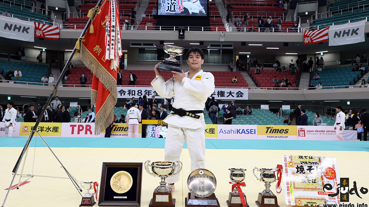 Tajima is All-Japan Champion